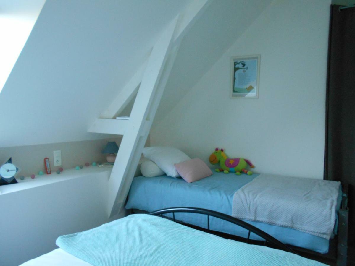 Pierre-Feuille-Ciseaux Hotell Parigné Eksteriør bilde